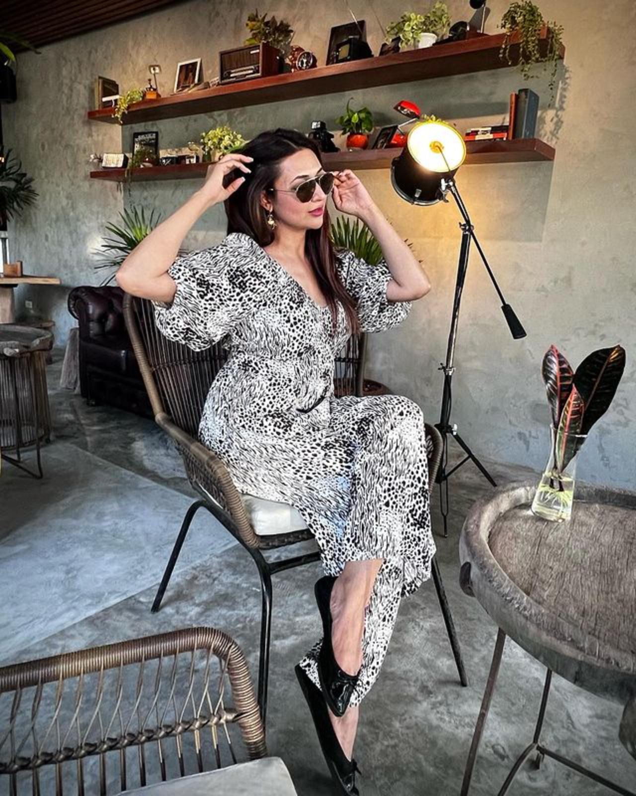 Divyanka Tripathi shined through in open hair and light makeup